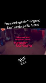 🗣️Publikröster från premiärkvällen av de första avsnitten av ”Häng med Alex!” på Bio Aspen i måndags – Margreth Elström, kultursamordnare i Täby, Catharina Nilsson, kultursamordnare i Österåker och Gustav Elfström som driver podden ”Art is alive” intervjuas av toafén aka Anders Jansson 💦
”Häng med Alex!” är en YouTube-serie som tar vid där teaterföreställningen ”Spola Roll” slutar.
▶️ Följ Alex egen YouTube-kanal via länk i profilen 👆👆👆  #hängmedalex #spolaroll #teater #youtube #vattenochavlopp