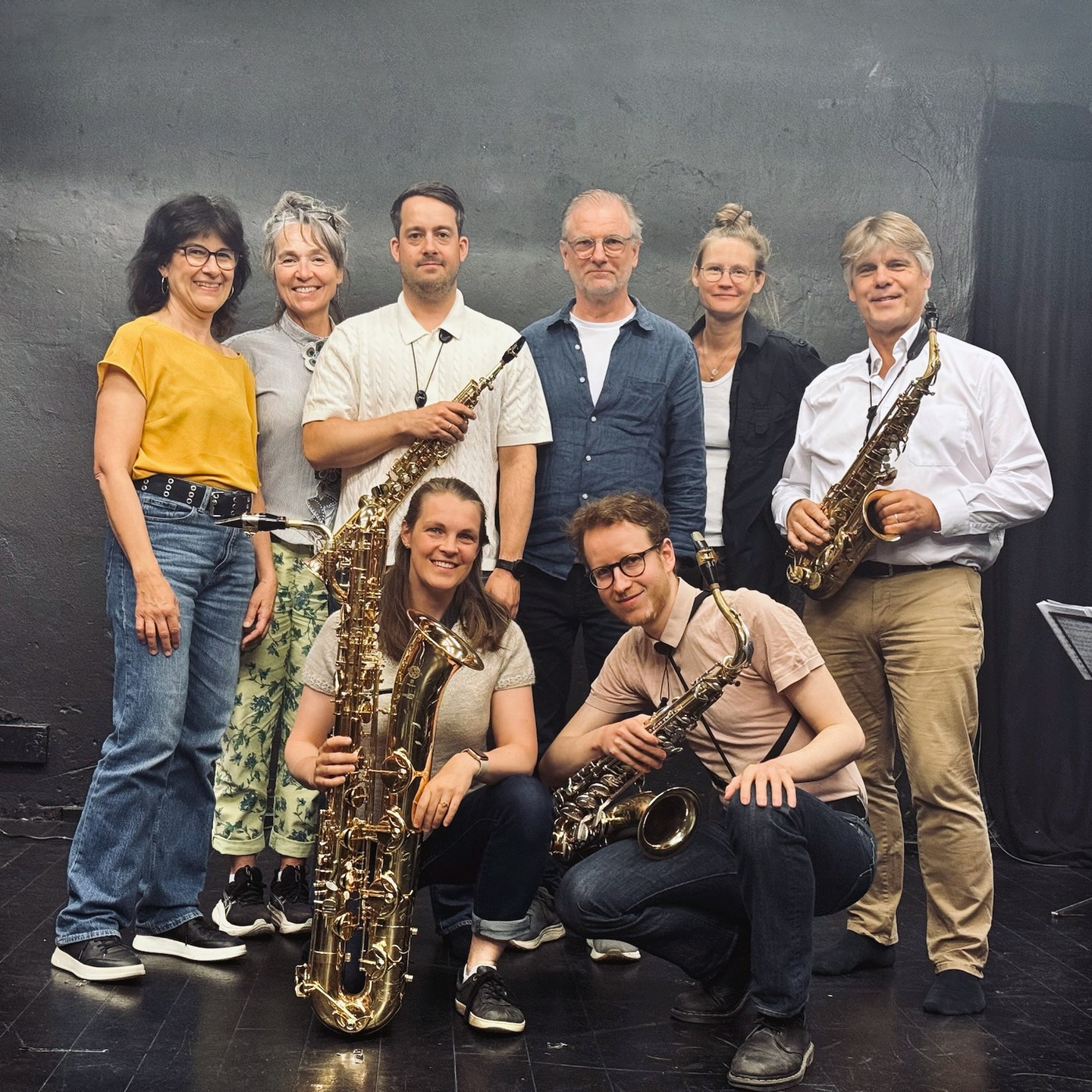 🌞 GLAD SOMMAR önskar vi er alla med en nyhet - Teater Barbara och Stockholms saxofonkvartett avslutar våren med en rolig och spännande workshop kring vårt kommande samarbetsprojekt 🎷🎭 I januari 2027 har vi premiär på "Tistou - en musiksaga" (efter barnboksklassikern "Tistou – Pojken med de gröna fingrarna")  @anders.jansson.5 och @stockholmsaxophonequartet
Musik: @paulaafmalmborgward
Regi/Libretto: Kerstin Perski
Ljus: Lina Benneth  Med stöd från: Helge Ax:son Johnsons stiftelse, @kulturradet.se, @regionstockholm, Stockholms stad och Sveriges författarfond.