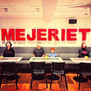 Vilken vecka! 10 föreställningar för närmare 1000 lågstadiebarn på ungdoms- och kulturhuset Mejeriet i Västervik.
Och så blev det en loppisrunda också🙂
Men nu: Höstlov/läslov!!🍁📚📖