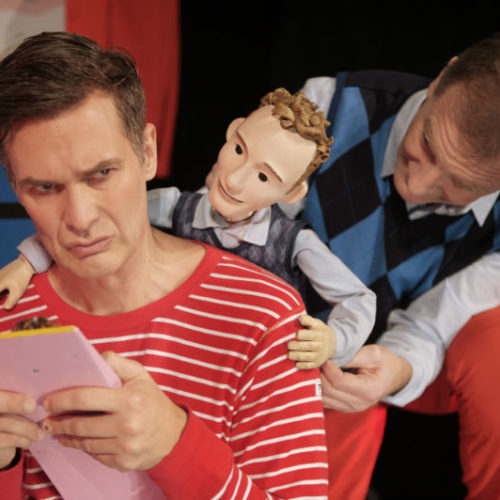 Barbie-Nils och Pistolproblemet - Web 5